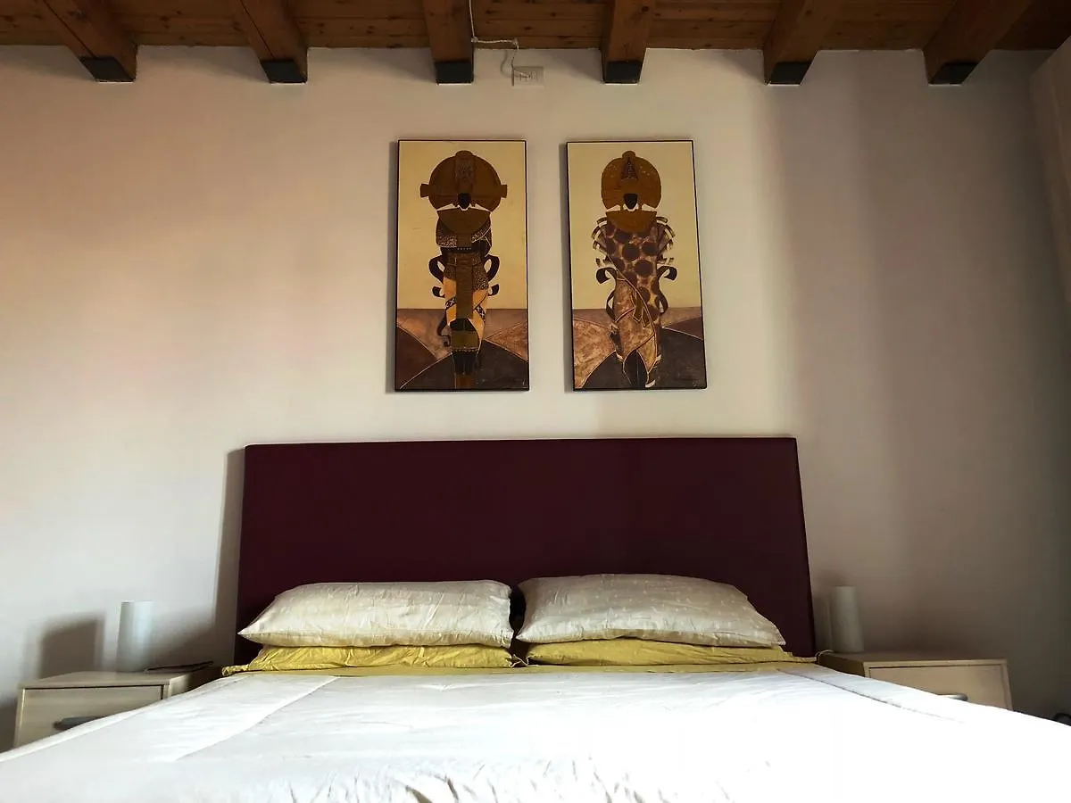 Bed & Breakfast Piazza Erbe Suites Verona Italy